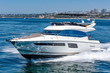 53' Prestige 2016 Yacht For Sale